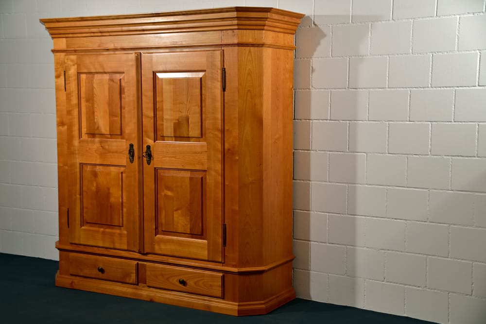 Massivholzschrank Belprado Kirschbaum 190x188x60.5 cm