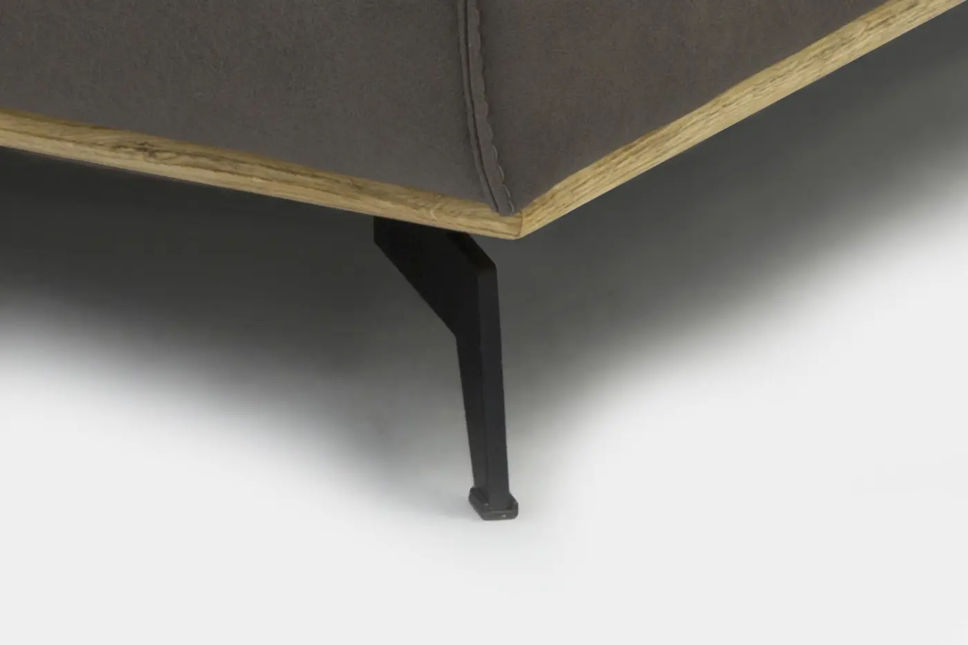 MT Eckpolstrgruppe Toulon