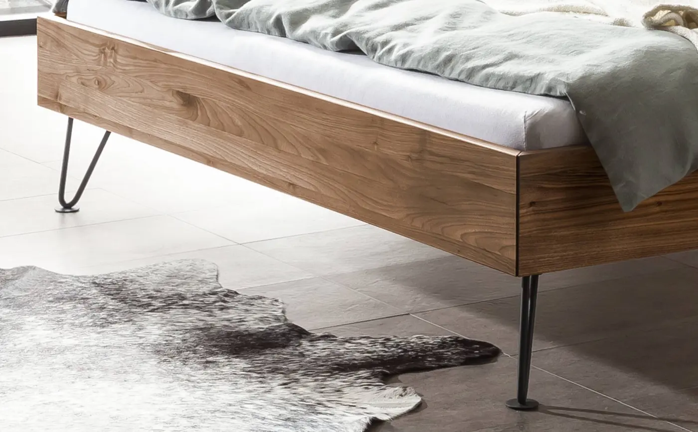 Hasena Massivholzbett SARA - 160x200 cm Fuss: 20 - Nussbaum, geölt