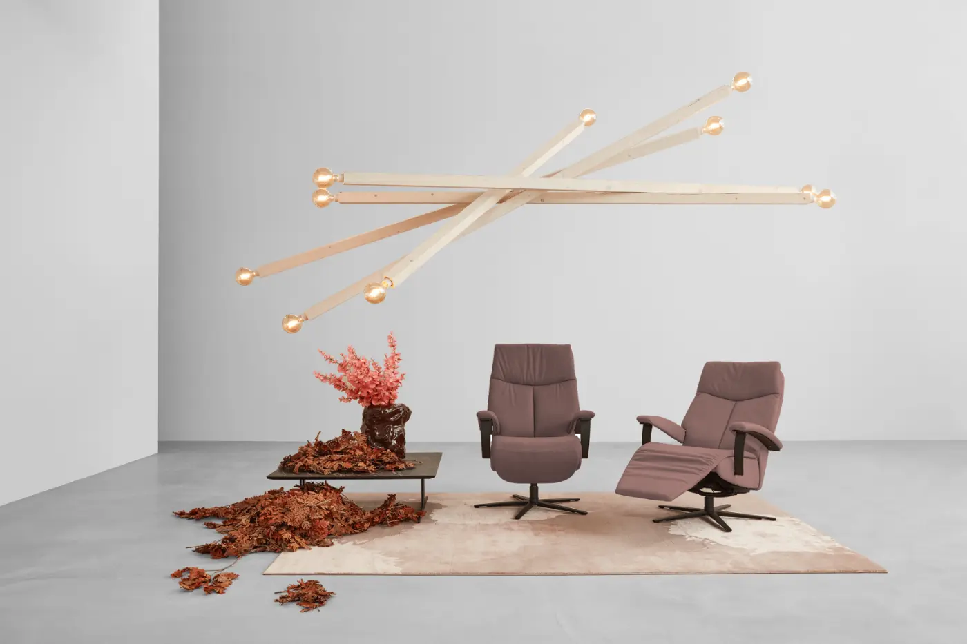 Das Bild zeigt ein Relaxsessel Cosyform in Leder Lachs