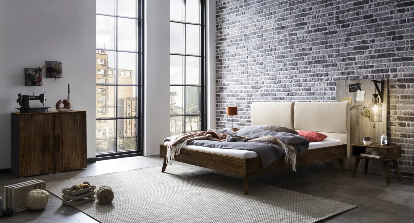 Hasena Massivholzbett MATTEO - 160x200 cm Fuss: 25 - Nussbaum, geölt