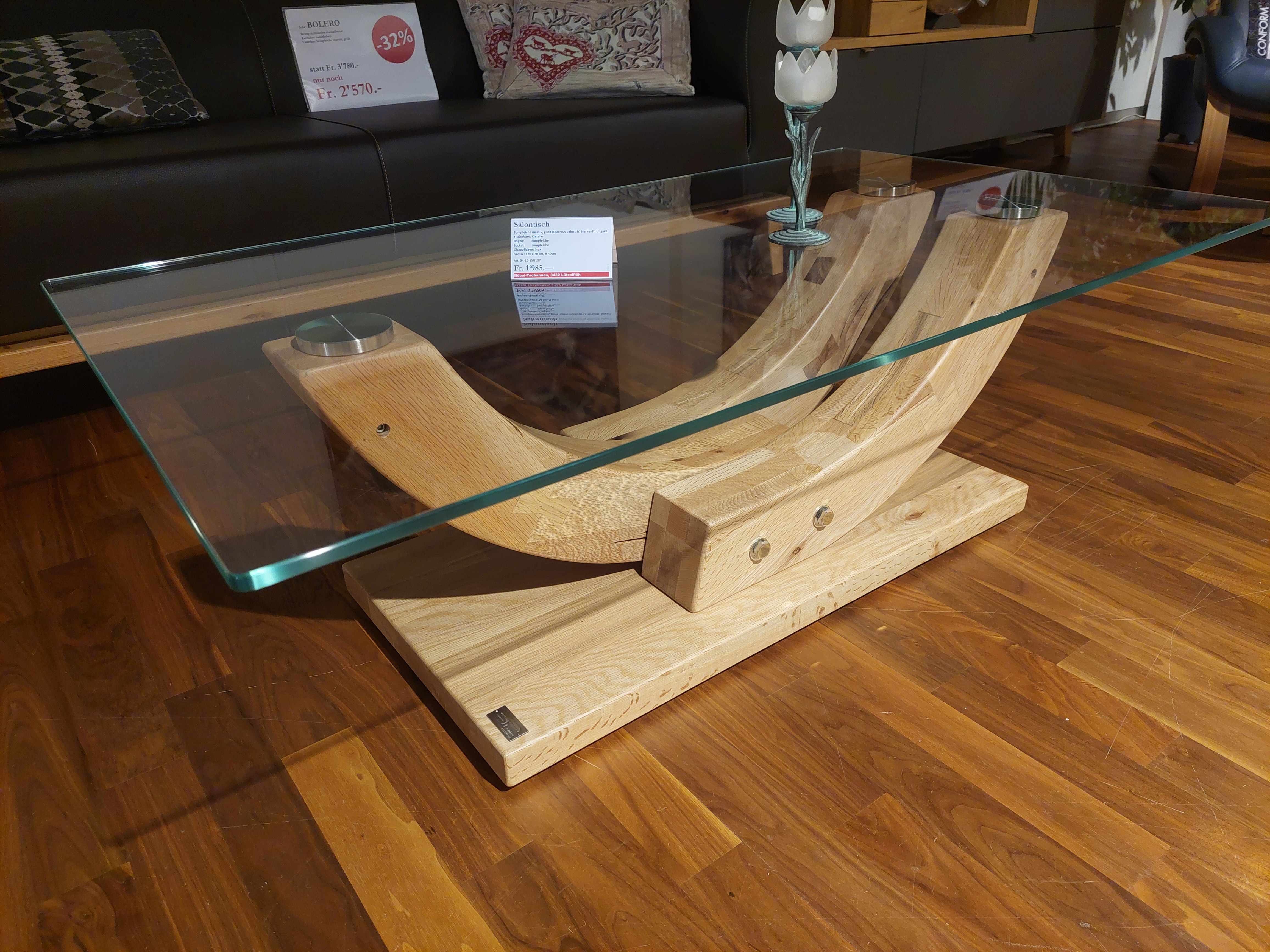 Salontisch mit Bogenfuss
