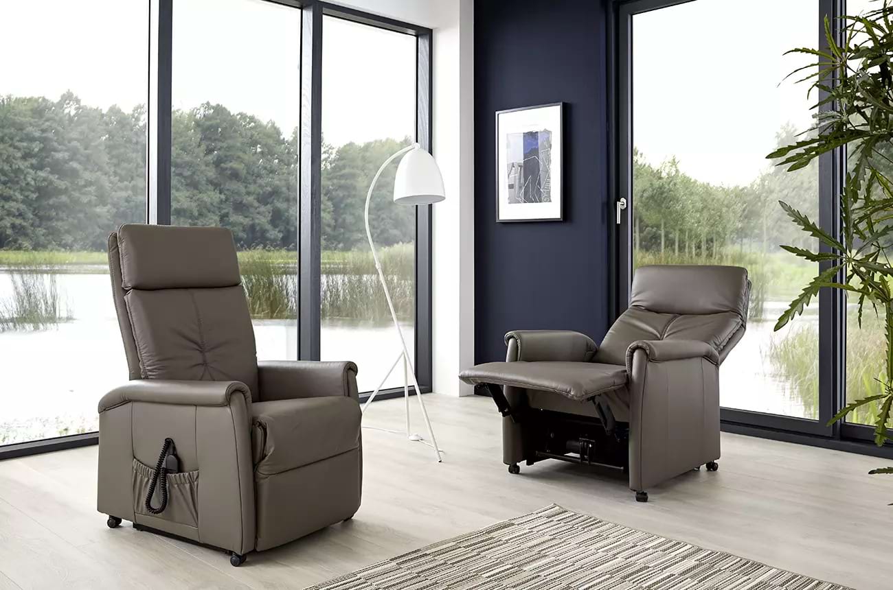 Quartett 9106 Funktionssessel mit Aufstehhilfe