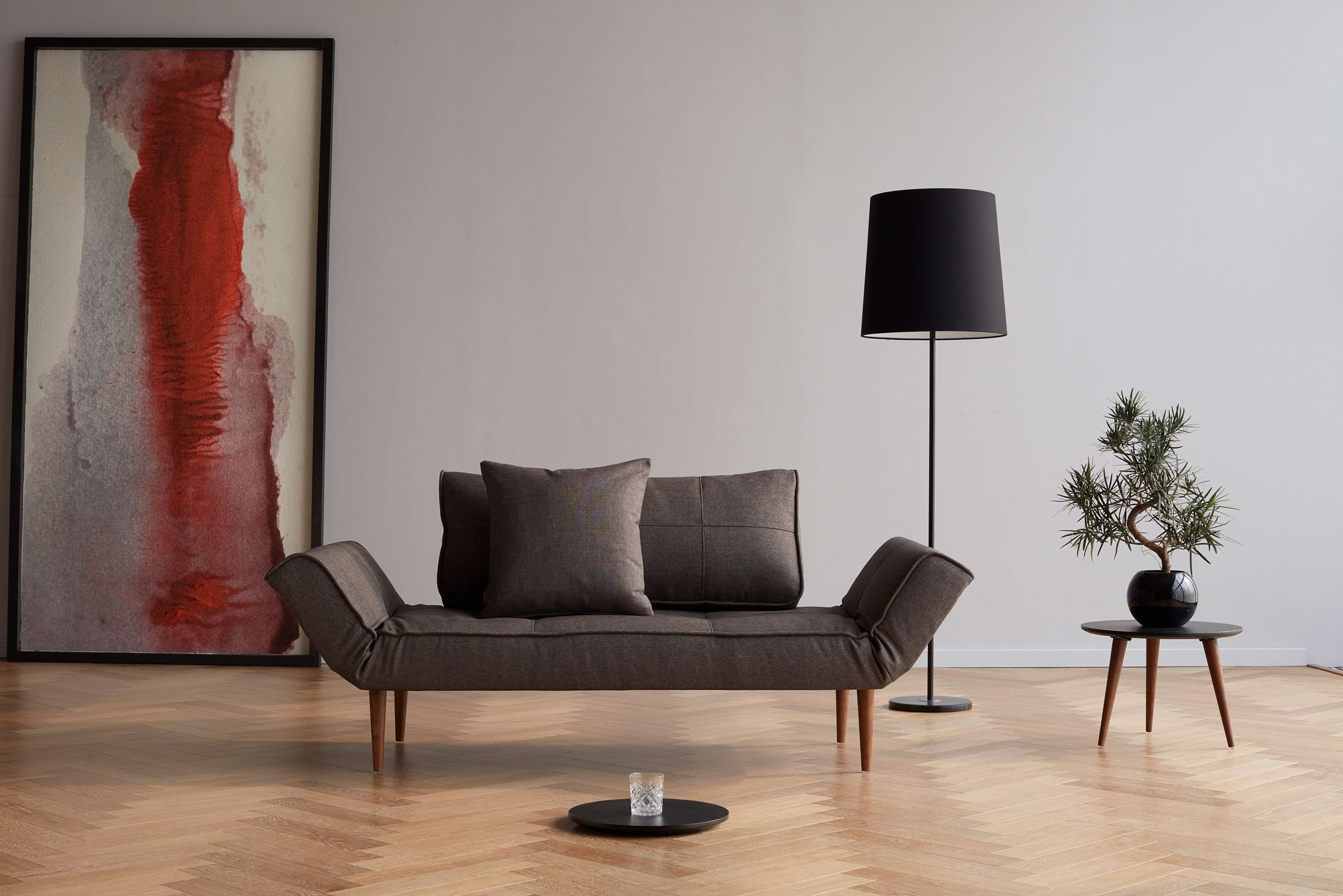 Zeal Styletto Bettsofa