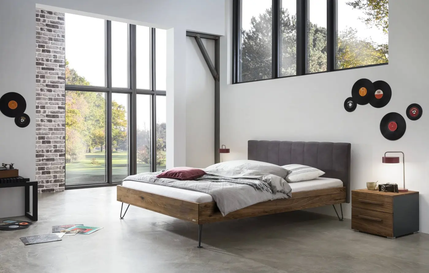 Hasena Massivholzbett ROBERTO - 140x200 cm Fuss: 20 - Nussbaum, geölt